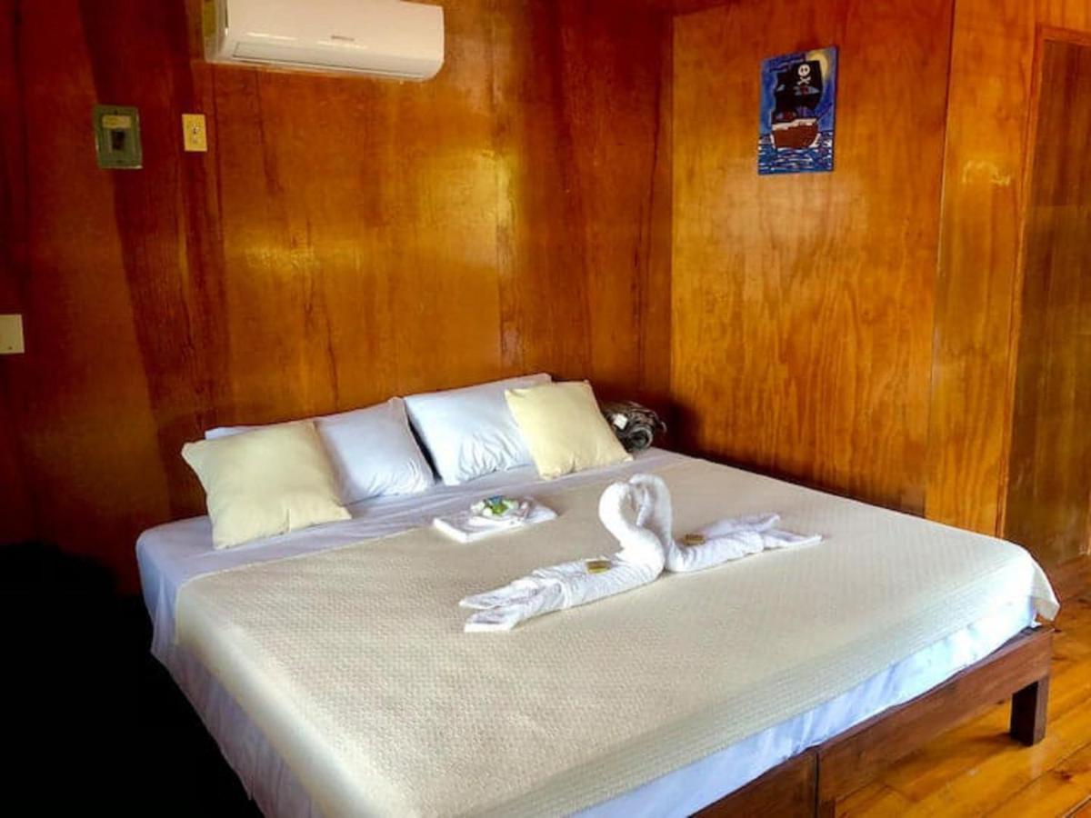 Papitos Bacalar Hotel And Marina Extérieur photo